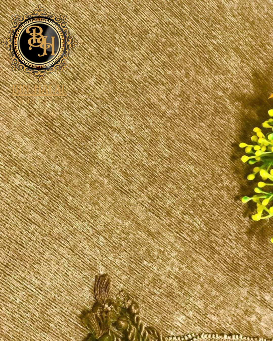 BIN HALAL'S VELVET SHAWL